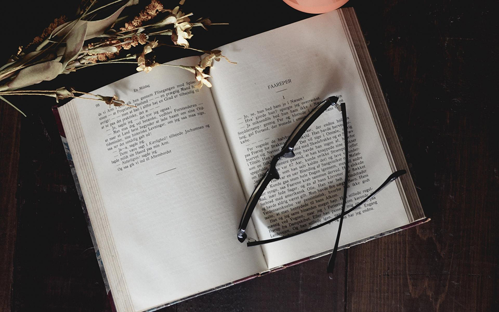 出书过程中,如何选择出版社?